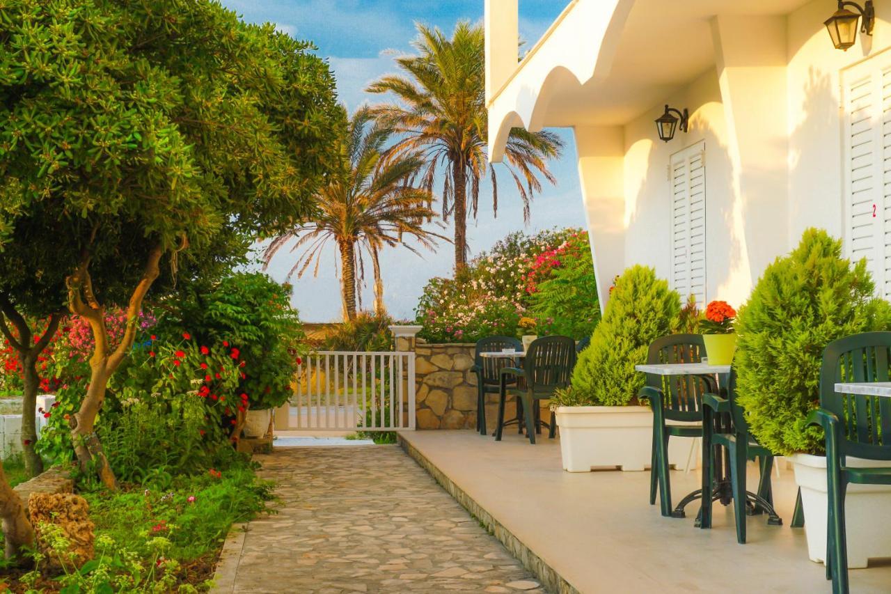 Cubaneros Holiday Inn Laganas Dış mekan fotoğraf